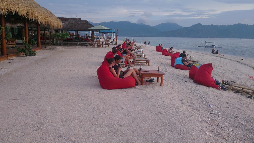 Tua Tua Keladi Bungalows Gili Air Bagian luar foto