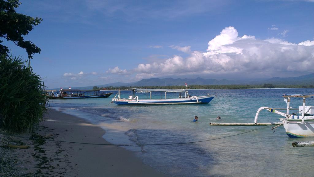 Tua Tua Keladi Bungalows Gili Air Bagian luar foto