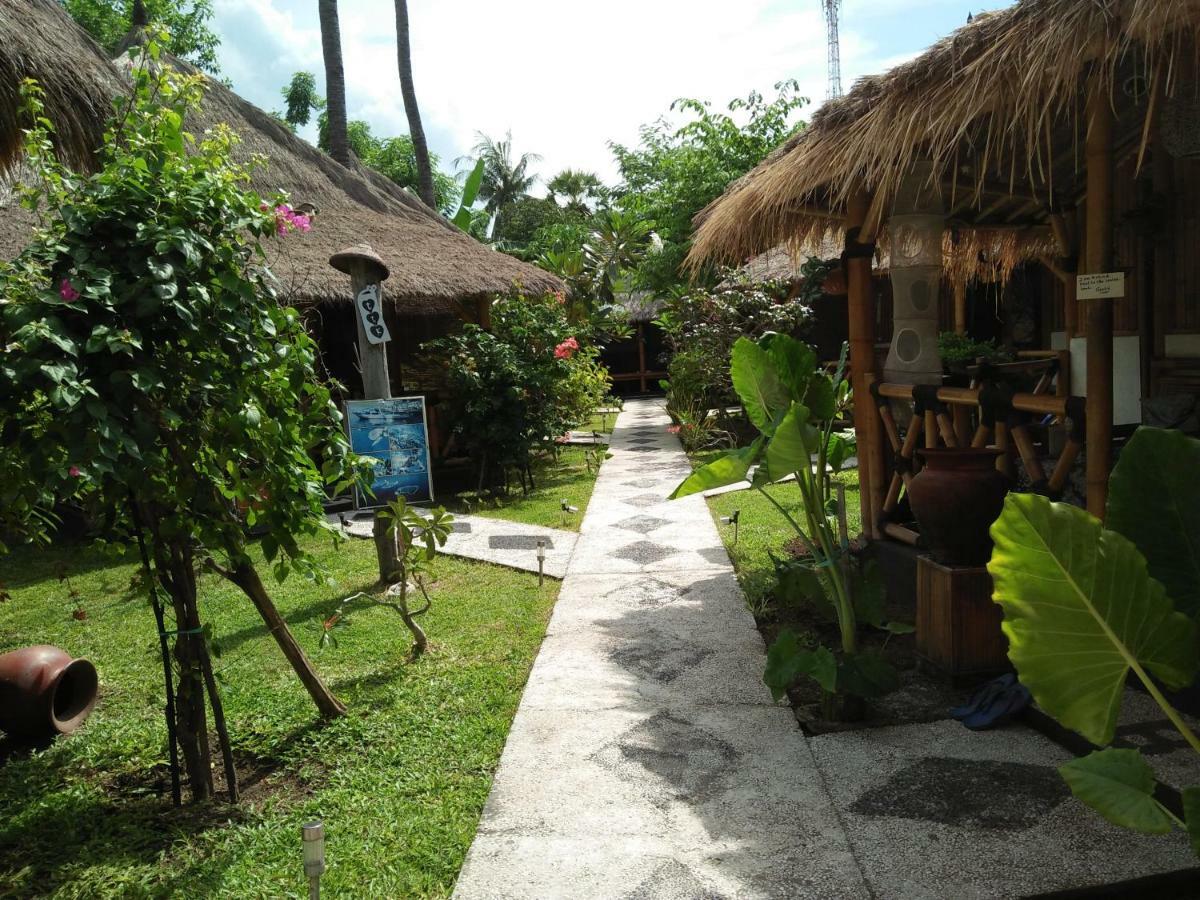 Tua Tua Keladi Bungalows Gili Air Bagian luar foto